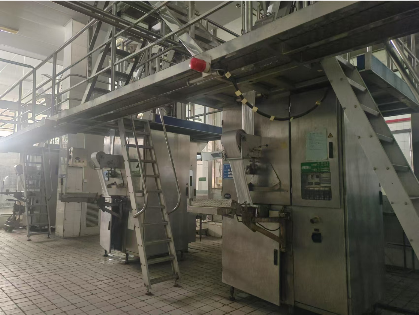 1743126617518376.png 2.png